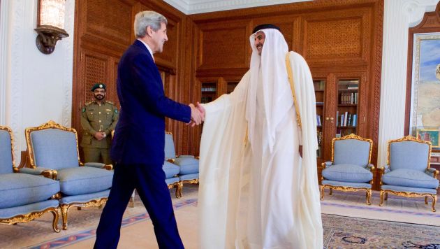 El secretario de Estado norteamericano y su homólogo catarí en Doha. (AFP)