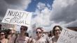 Canadá: Mujeres protestan en topless para defender derecho de andar sin sostén en público