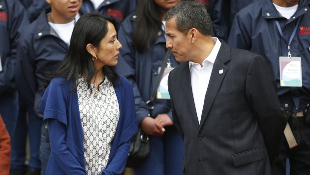  Ollanta Humala y Nadine Heredia otra vez son blanco de críticas por manejo partidario. (Luis Gonzales)