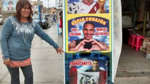 Con Paolo Guerrero hasta la muerte: Goleador peruano inspira la creación de singulares lápidas. (Diario Correo)
