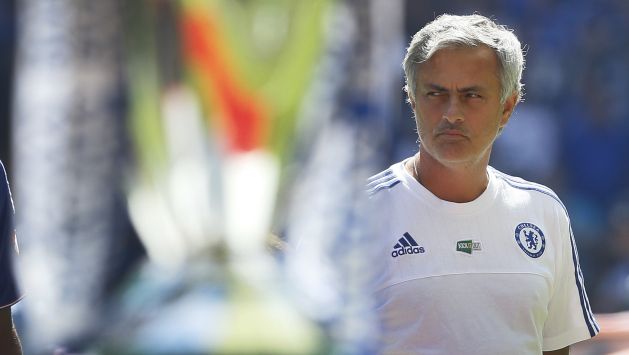 Tiene para rato. José Mourinho admitió tener un sentimiento especial por el Chelsea. (AP)