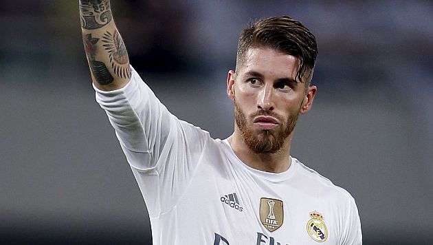 La hinchada del Real Madrid respira tranquila. Sergio Ramos no se va. (Reuters)