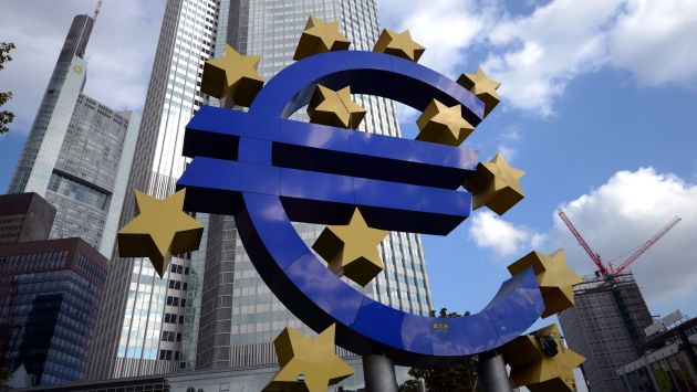 BCE. Prevé reducción de crecimiento de bloque europeo. (AFP)