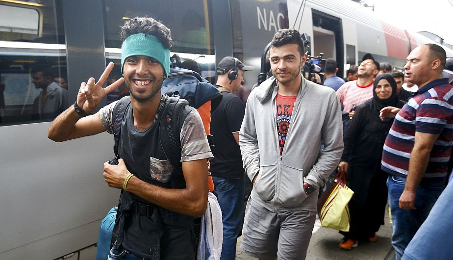 Unos 6,500 refugiados lograron llegar a Austria desde que la vecina Hungría. (Reuters)