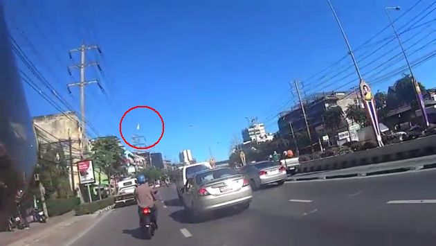 La caída de un meteorito en Tailandia sorprendió a la población. (YouTube)