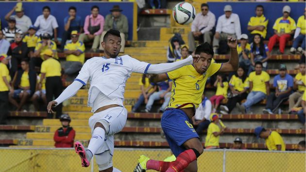 Ecuador le ganó 2-0 a Honduras, jugando de locales (AP)