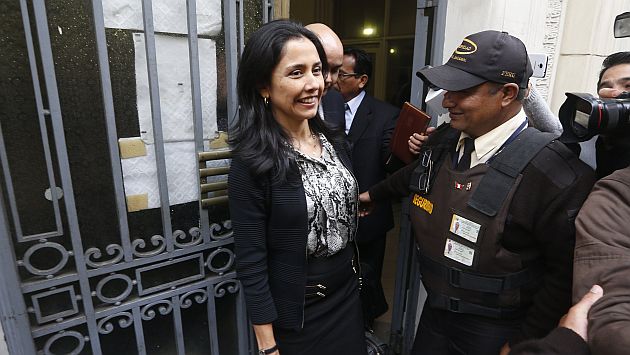 Nadine Heredia llegó a Fiscalía para rendir su manifestación por el caso de las agendas. (Perú21)