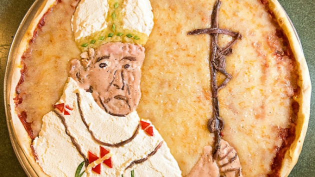 Lo que no sabes es si el Papa Francisco querrá comerse esta pizza (Mashable)