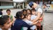 Christina Aguilera realizó labor comunitario con niños de Ecuador