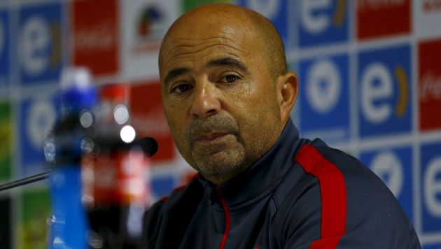 Jorge Sampaoli ya se mentaliza para el partido ante Perú. (Reuters)