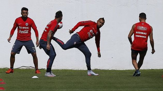 Arturo Vidal volvió a los entrenamientos con 'La Roja' (El Gráfico)