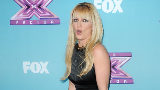 Britney Spears dejó ver más de la cuenta en show en vivo. (AP)