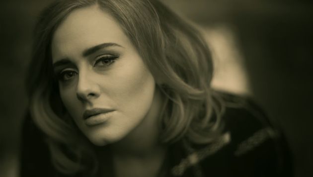Adele lanzará en noviembre su nuevo disco titulado 25. (Captura YouTube)