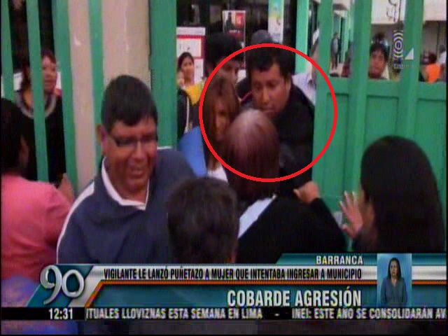 Barranca: Vigilante de municipio le propinó un puñete a mujer que intentó ingresar. (Latina)
