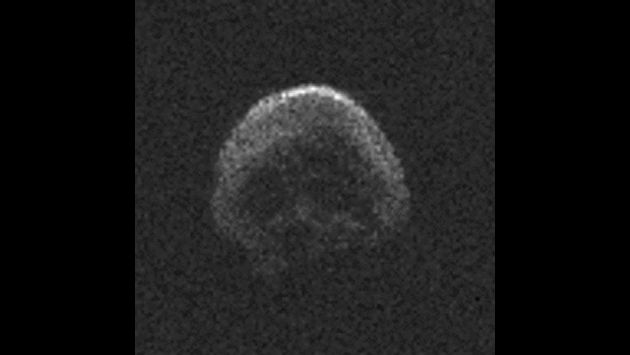 ‘La gran calabaza’, el asteroide de Halloween, tiene forma de una calavera. (NASA)