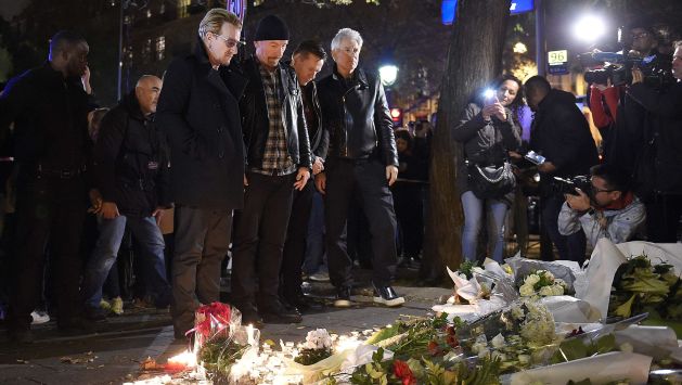 U2 participó en actos de homenaje a las víctimas de los atentados en Francia. (AFP)