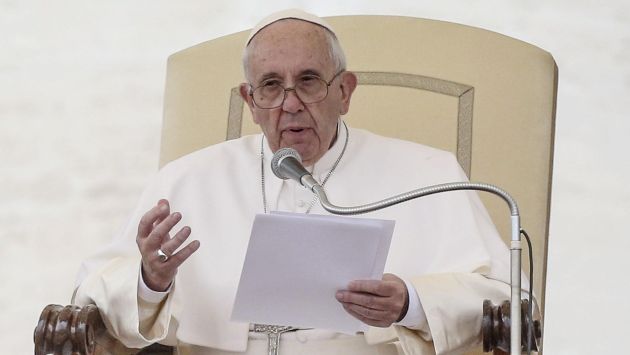 Papa Francisco sobre atentados en París: “Usar la violencia en nombre de Dios es una blasfemia”. (EFE)
