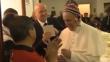 Papa Francisco recibió un chullo peruano como regalo en Italia [Video]