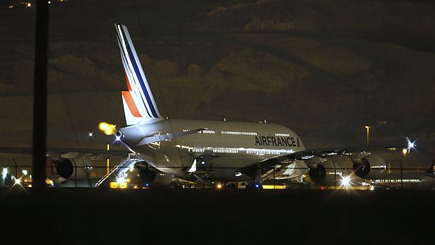 Air France: Desviaron 2 aviones que volaban de Estados Unidos a París por amenazas de bomba. (AFP)