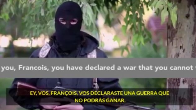 Estado Islámico amenaza a François Hollande en este video.