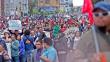Trabajadores estatales y la Policía se enfrentaron otra vez en el Centro de Lima [Fotos]