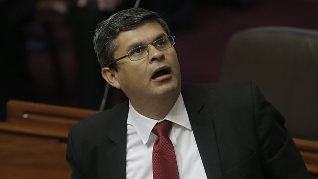 Santiago Gastañaduí denuncia que es víctima de persecución política. (Anthony Niño de Guzmán/Perú21)