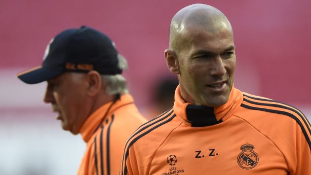 Florentino Pérez, presidente del Real Madrid, descartó que Zinedine Zidane reemplace a Rafa Benítez. (AFP)