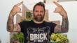Brock Lindow de 36 CrazyFists: "Los cantantes de rock somos como porristas"