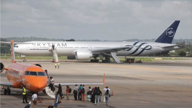 Kenia: Avión de Air France llevaba un artefacto sospechoso a bordo (Twitter: michaiStein1)