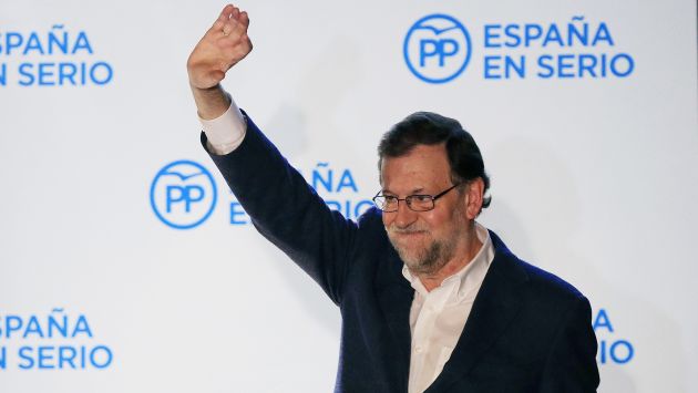 Mariano Rajoy anunció que buscará tener un gobierno estable tras resultados de elecciones en España. (Bloomberg)