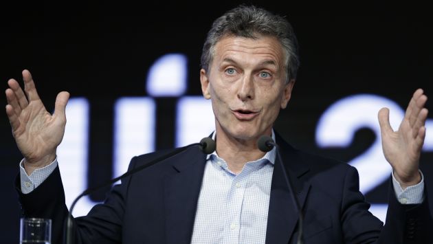 Mauricio Macri decreta intervenir entes reguladores de medios y telecomunicaciones de Argentina. (AP)