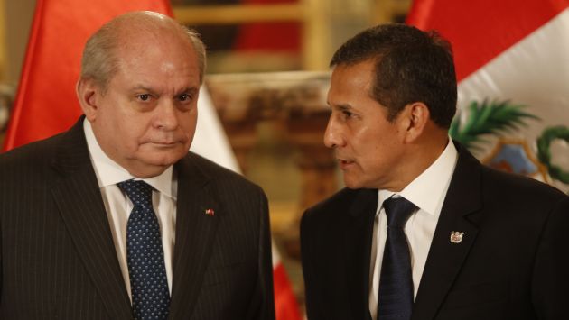 Pedro Cateriano que el mandatario Ollanta Humala le solicitó al ministro de Defensa que se esclarezca denuncia uso de naves militares para trasladar droga del Vraem a Lima. (Perú21)