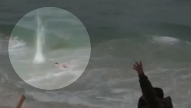 Egipcios mataron a tiros a un palestino que cruzó la frontera por la playa. (RT Actualidad)