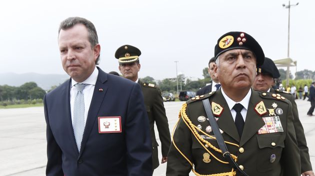 Ministro Valakivi negó haber dejado llevar por presiones. (Perú21)