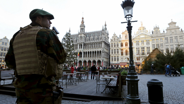 Medida tomada tras captura de dos presuntos extremistas en Bruselas (Reuters)