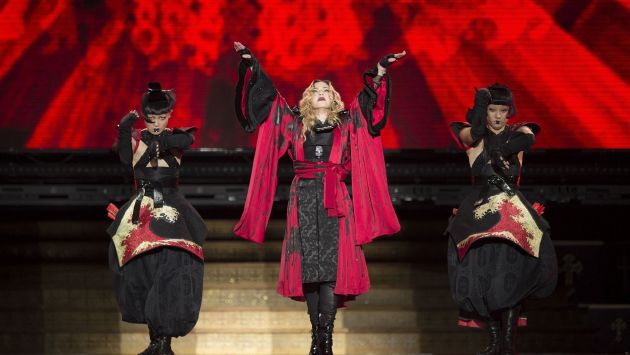 Madonna no pudo contener las lágrimas. (EFE)