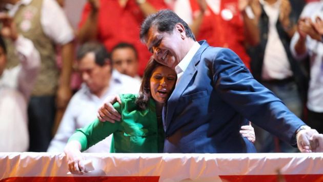 Alan García deberá gobernar en un eventual gobierno con menos ego y soberbia, afirmó Lourdes Flores. (Perú21)