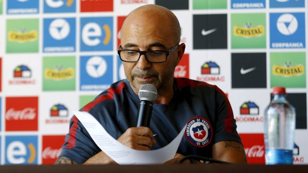 Jorge Sampaoli no aclara si sigue al frente de la selección chilena. (Reuters)