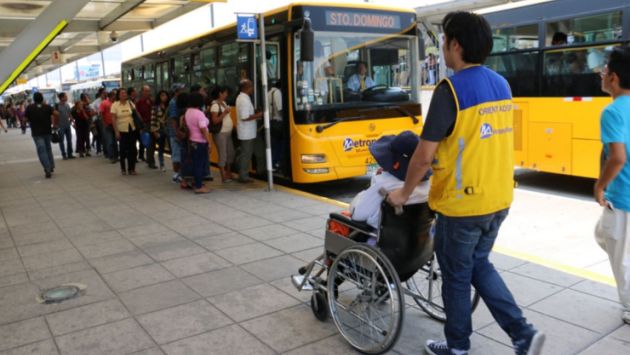 Más de 54,000 personas con discapacidad severa viajarán gratis en transporte público, según el Conadis. (Andina)