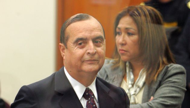 Estela Valdivia, abogada de Vladimiro Montesinos, lanzó advertencia contra primera dama.  (Perú21)