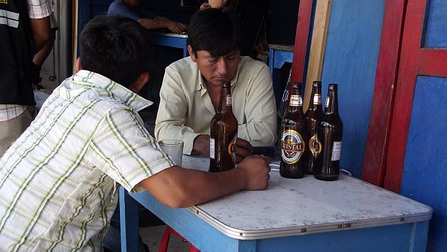 El Agustino: Prohíben consumo de bebidas alcohólicas en calles del distrito. (USI)