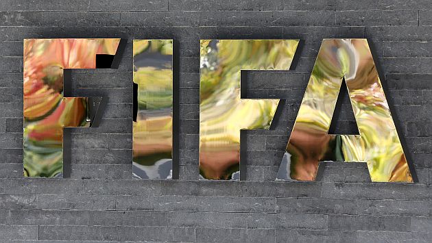 FIFA confirmó a los 5 candidatos para suceder a Joseph Blatter. (AP)