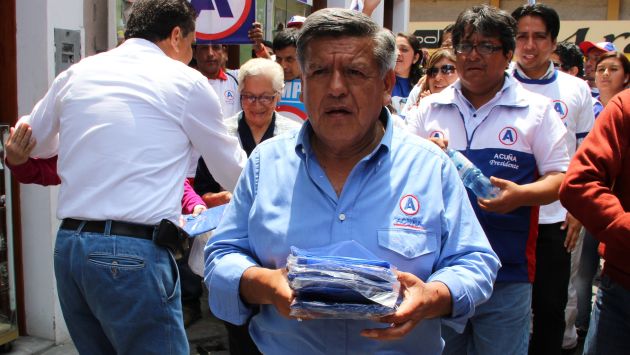 Tribunal de Honor del Pacto Ético Electoral del JNE abrió investigación a César Acuña por su tesis. (Perú21)