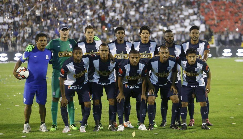 Alianza Lima sacó el coraje y venció 3-2 a Emelec en la 'Noche Blanquiazul' [Fotos]