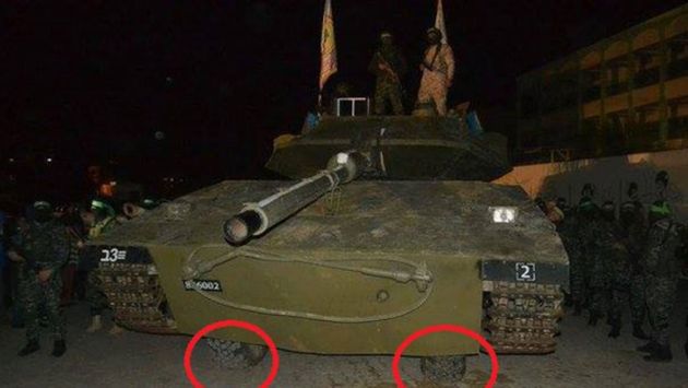 El grupo terrorista Hamas mostró este tanque. (Twitter)