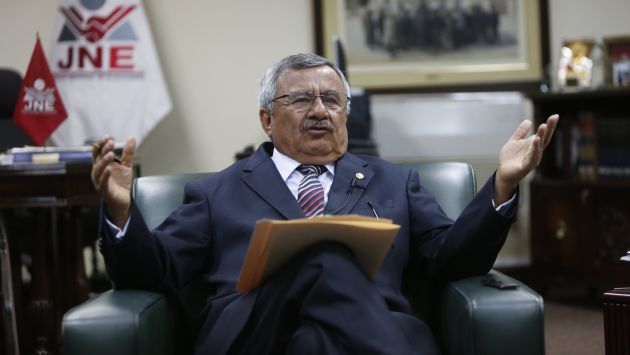 Francisco Távara, presidente del JNE, le pide a Ollanta Humala mantenerse neutral. (Perú21)
