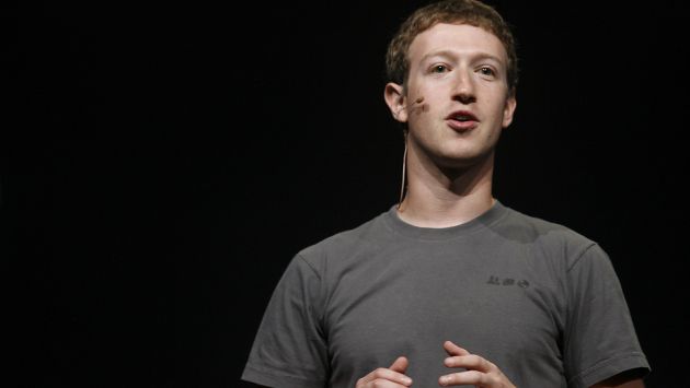 Mark Zuckerberg presentó pack de Oculus Rift. (AFP)