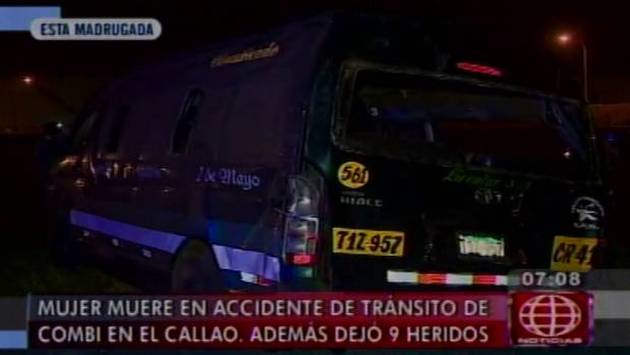 Despiste y volcadura de combi dejó un muerto y 9 heridos en Ventanilla. (Captura de TV)