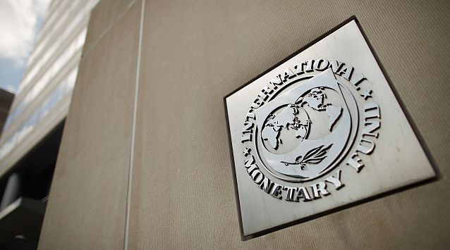 FMI advierte sobre implicaciones de China en los mercados financieros. (Reuters)