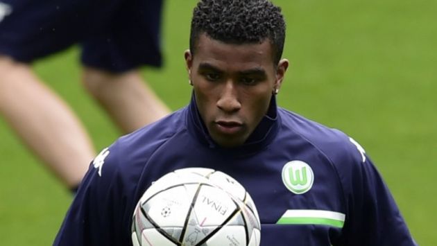 Carlos Ascues podía ser titular este sábado con el Wolfsburgo pero se lesionó. (USI)
